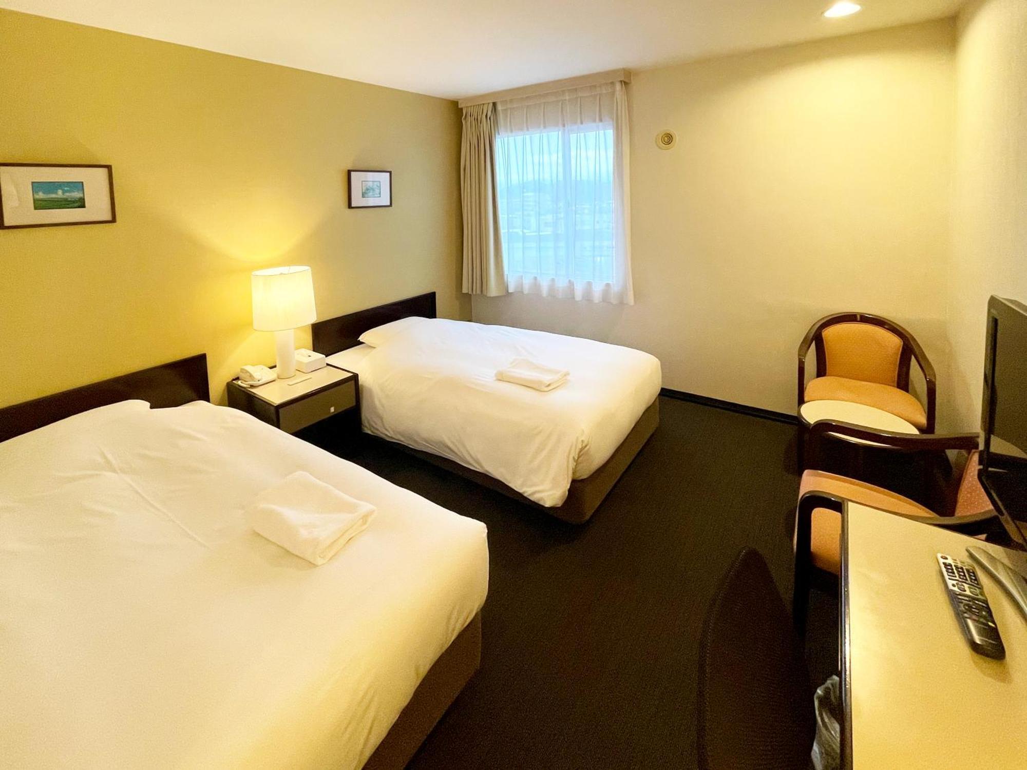 Smile Hotel Йонаго Экстерьер фото